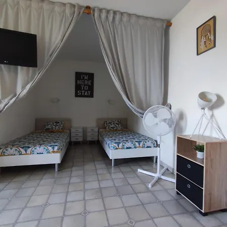 Apartmán Meuble Classe 2 Etoiles - 30m² *