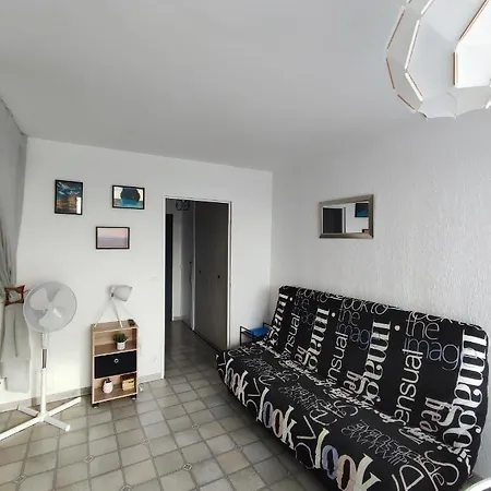 Meuble Classe 2 Etoiles - 30m² * グレウー・レ・バン