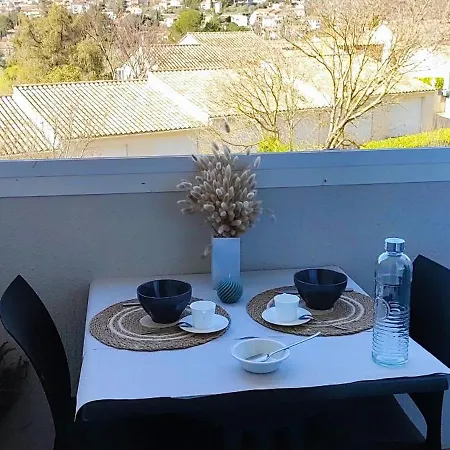 Meuble Classe 2 Etoiles - 30m²