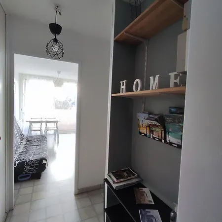 Meuble Classe 2 Etoiles - 30m² Apartment *