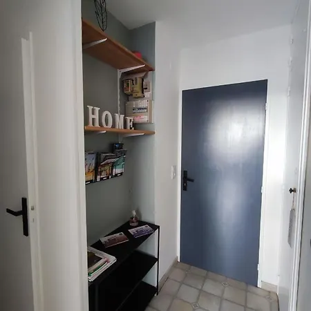 Meuble Classe 2 Etoiles - 30m² * グレウー・レ・バン